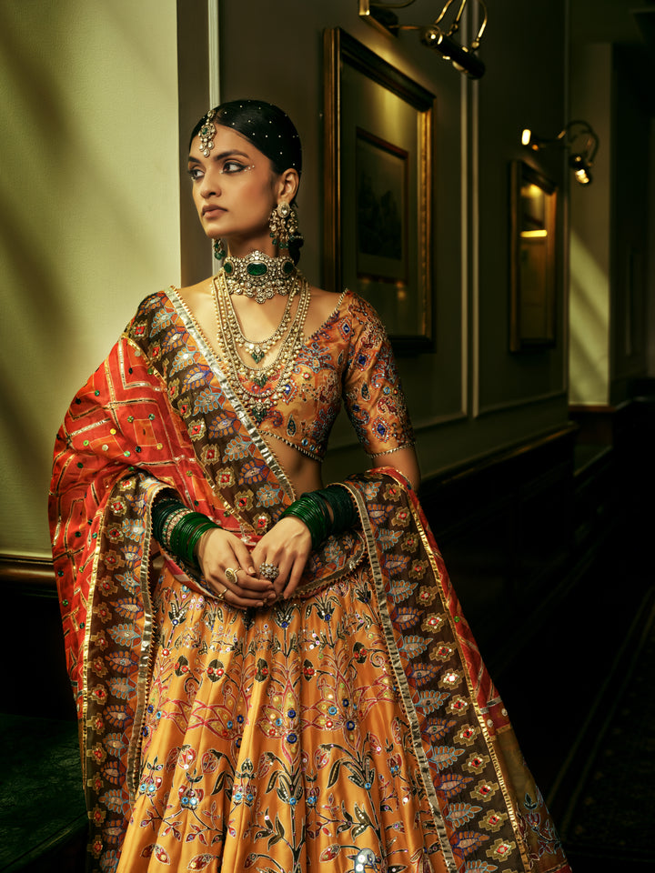 Fayroz Lehenga