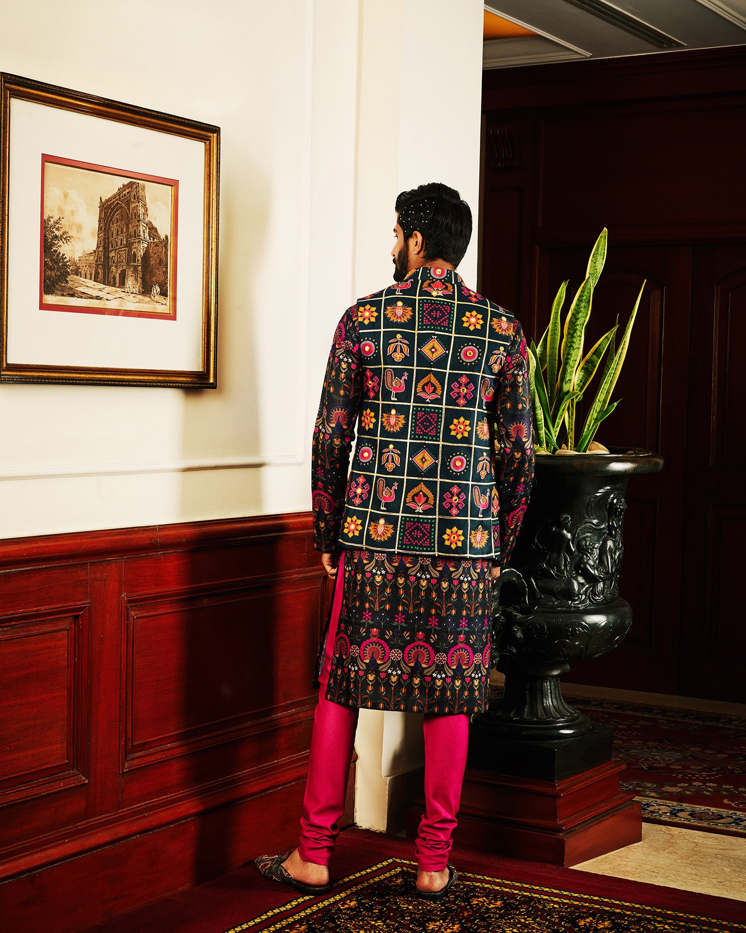 Hamdan Kurta And Jacket Set