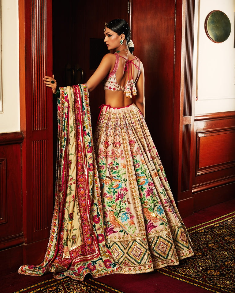 Zarf Lehenga
