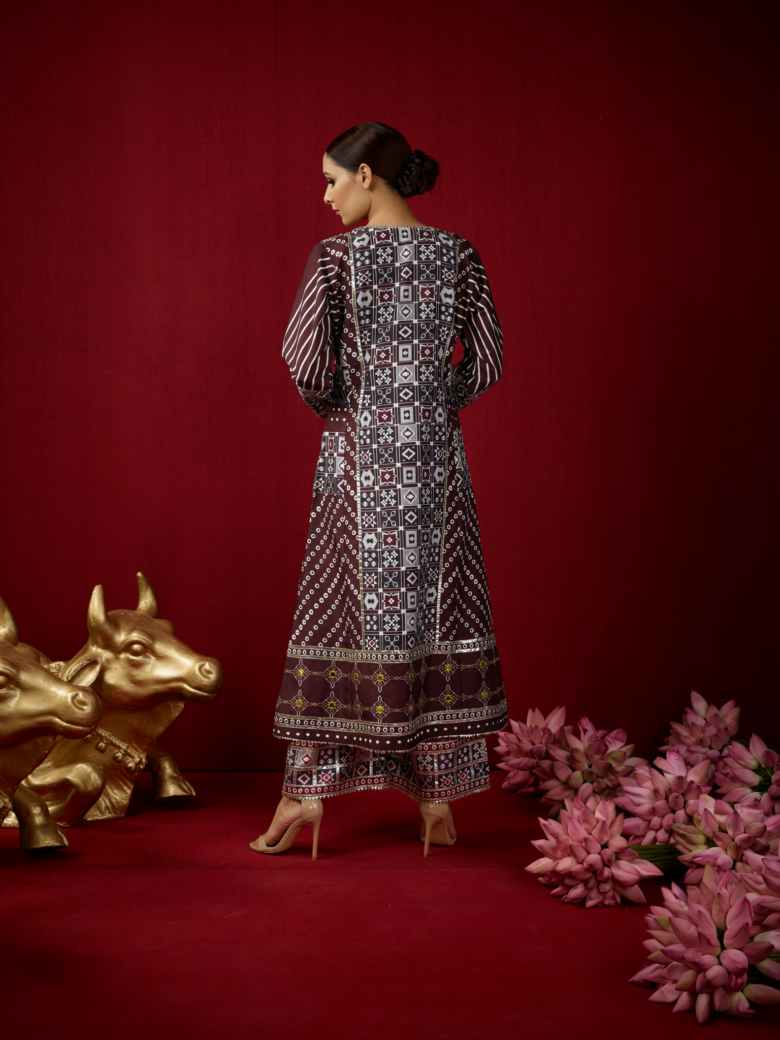 Gulbahar Jhola with Palazzo