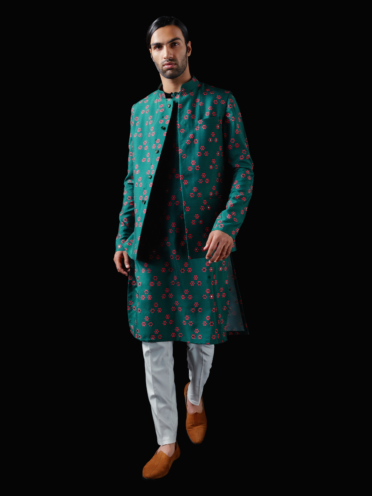 Itra Kurta & Pant Set with Bandhi