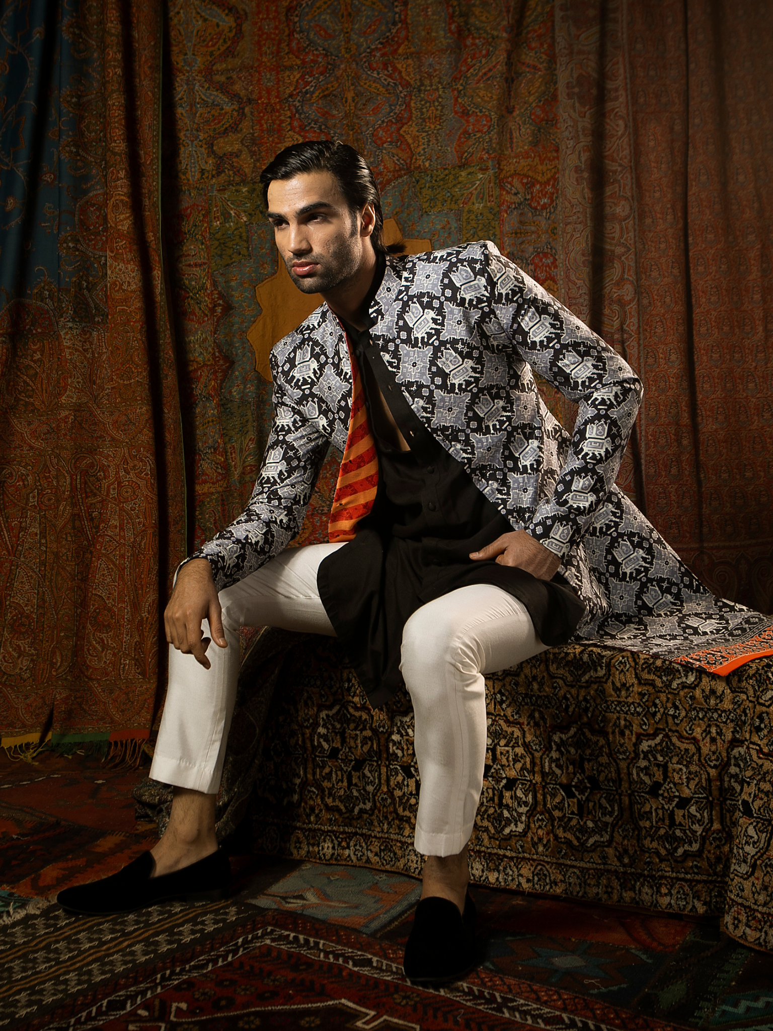 Juloos Achkan With Pants