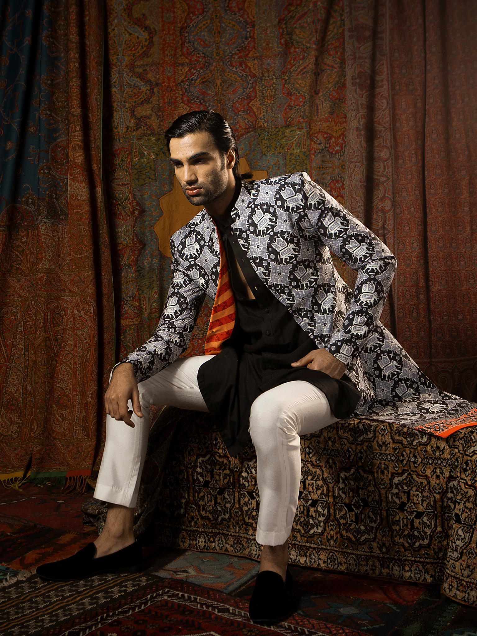 Juloos Achkan With Pants