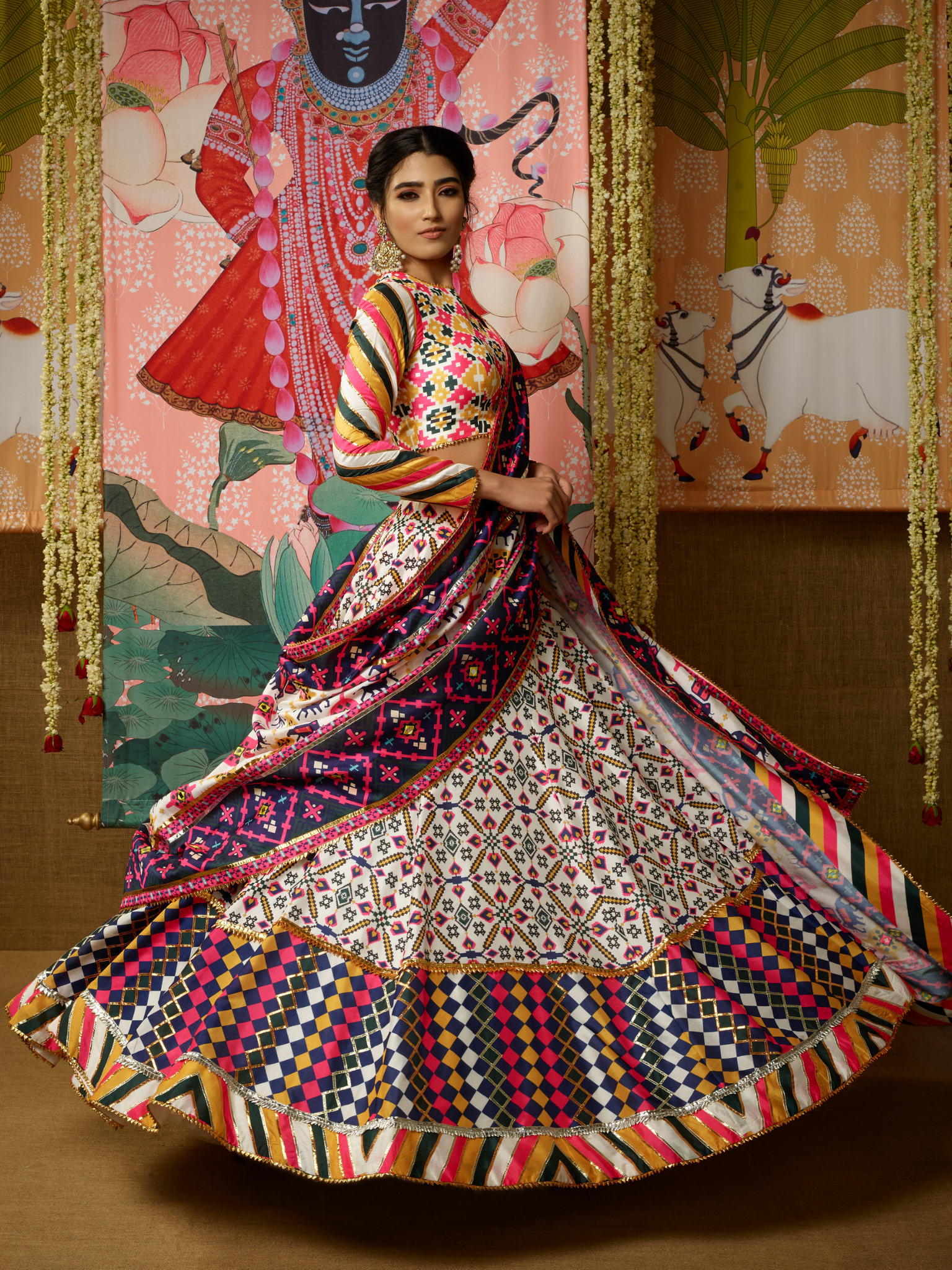 Sarmaya Lehenga