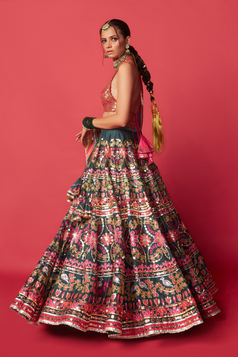 Kainaat Lehenga Set